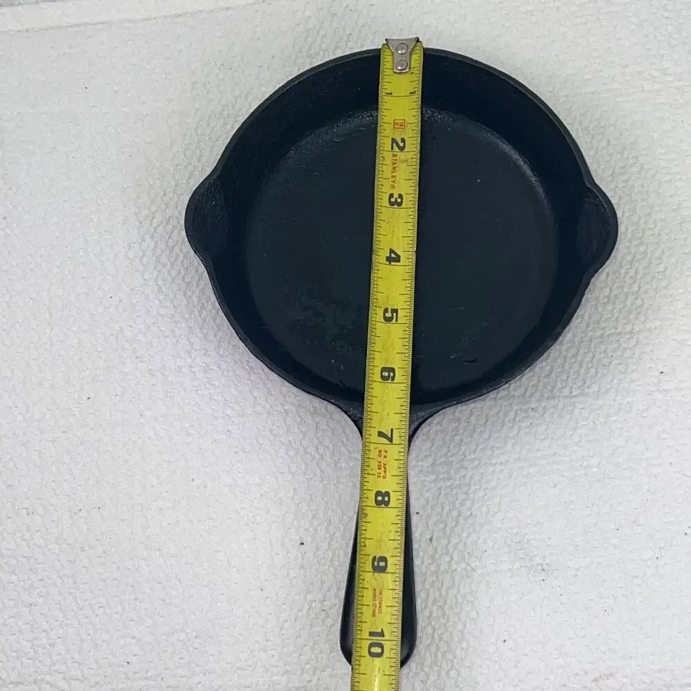 Vintage Griswold No. 3 Cast Iron Skillet 6.5” Made in USA Double Pour Spout